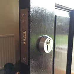 Expert Locksmith Services Riverside, CT 203-893-4236 - home-ls-01